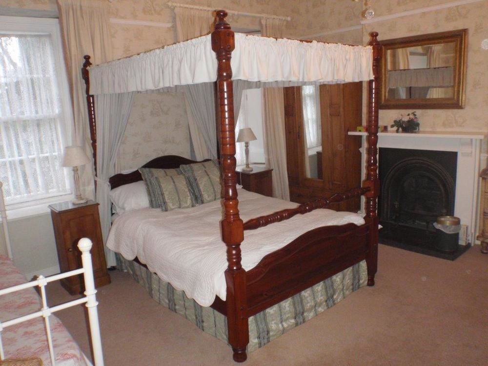 The Old Parsonage Bed & Breakfast Farrington Gurney ภายนอก รูปภาพ